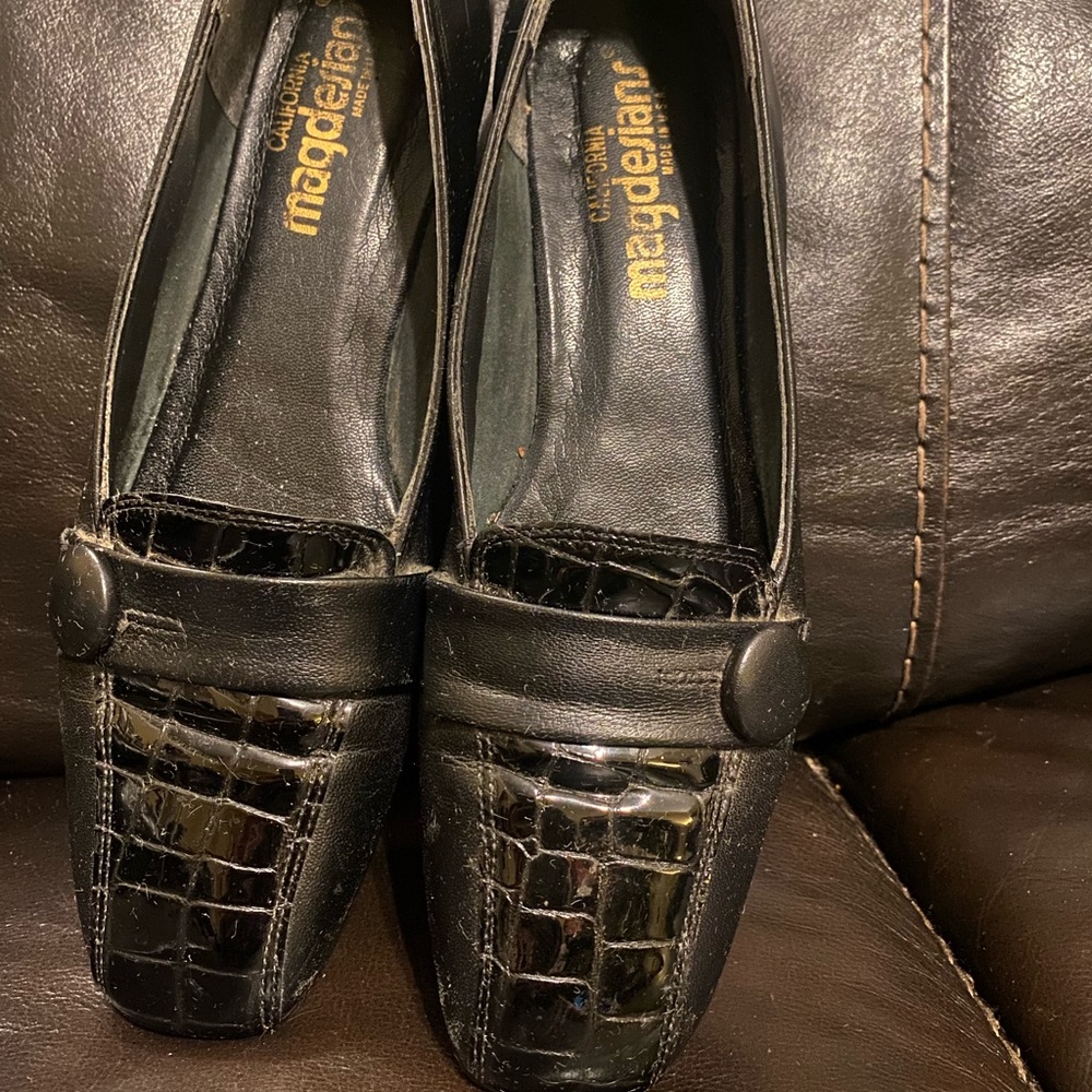 California Magdesians Loafers Leather Black